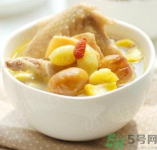 ​煲汤用什么锅好？炖鸡汤用什么锅好呢？