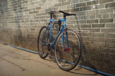 ​死飞（FixedGear）较普通自行车有什么优势和劣势？