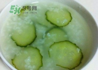 ​黄瓜粥的营养价值_黄瓜粥的功效与作用及饮食禁忌