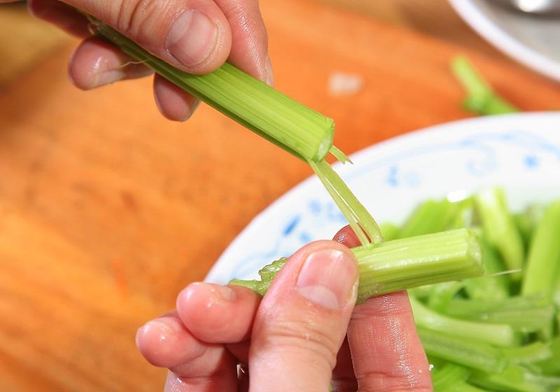 芹菜怎么保存时间长且新鲜