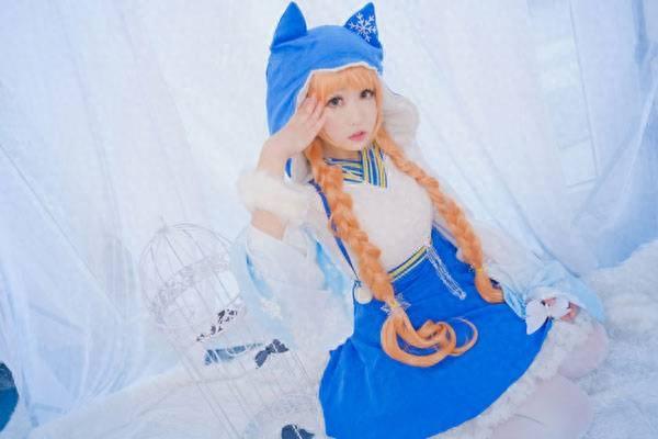 《VOCALOID》猫村伊吕波COSplay