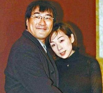 ​38岁李宗盛爱上28岁的林忆莲，两人同居没多久，妻子却怀孕了